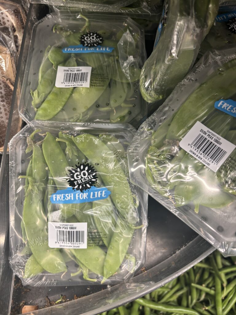 ニュージーランドで売っているサヤエンドウ(snow peas)